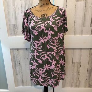 LANE BRYANT TOP 10/12  NWT